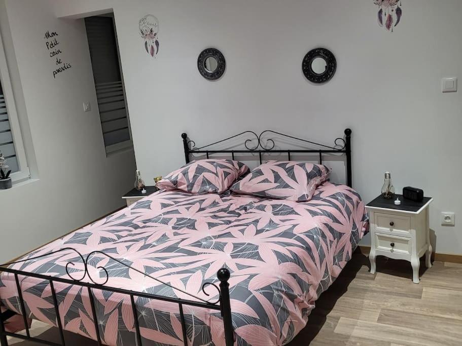 Chez Aline Apartment Calais Luaran gambar